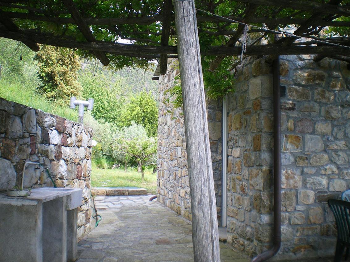 Cottage La Torre Del Pittore Bonassola Bagian luar foto
