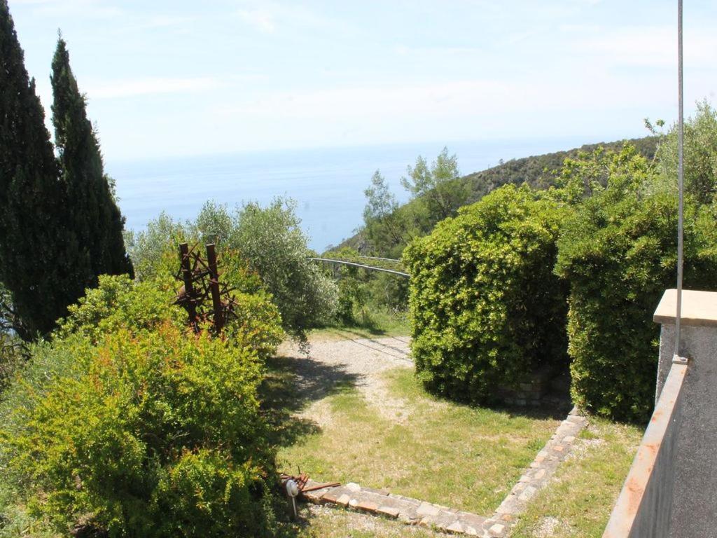 Cottage La Torre Del Pittore Bonassola Bagian luar foto